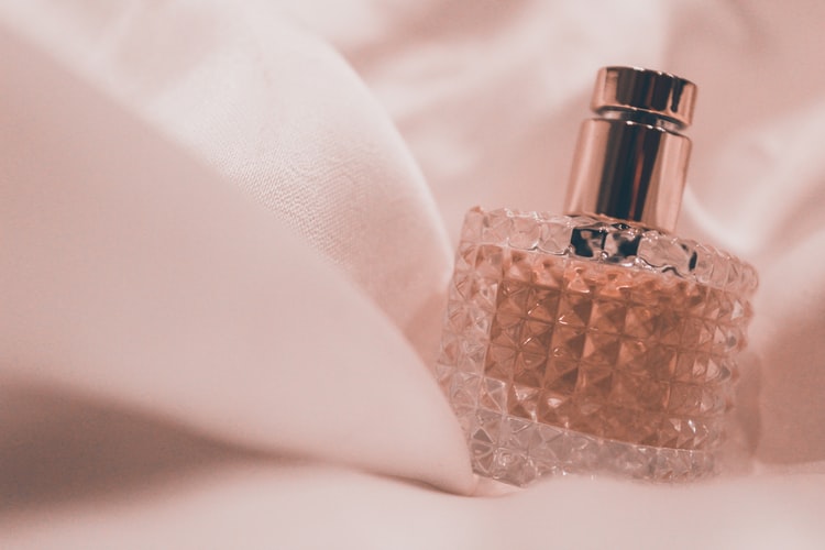 glass perfume decanter